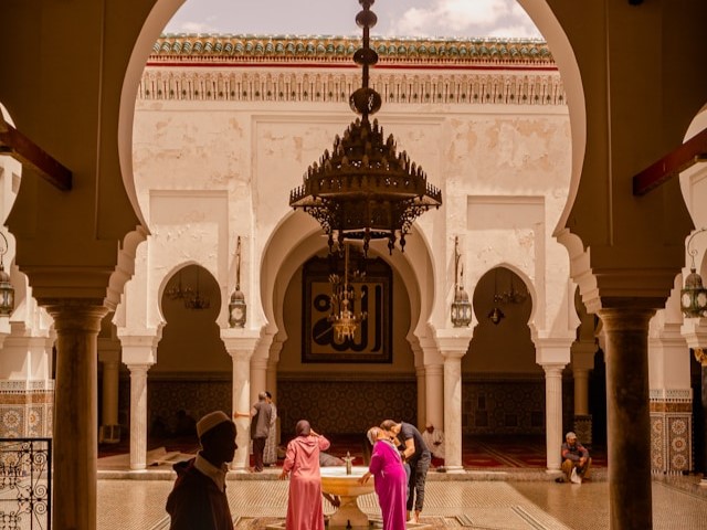 Circuitos desde Tánger | Viaje deLuxury Desert Tour from Fez to Marrakech | 4-Day Sahara Desert Experience